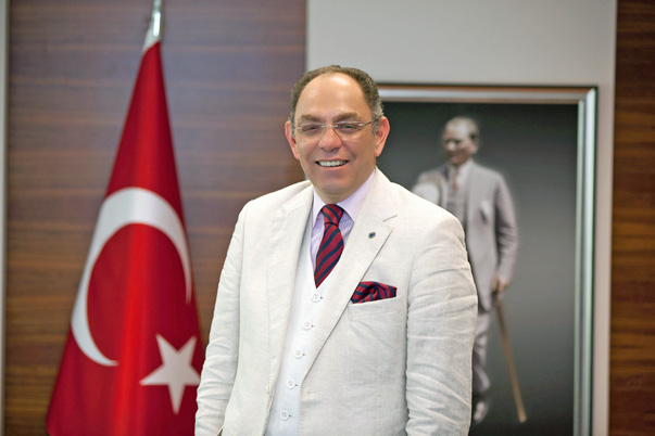 Yaşar Üniversitesi Rektörü Prof. Dr. Murat Barkan