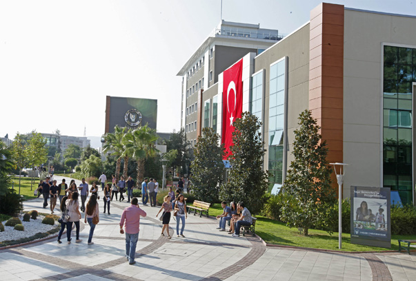 Yaşar Üniversitesi Kampüs