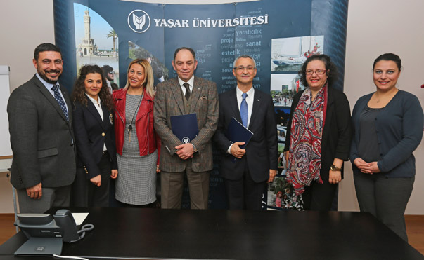 . Yaşar Üniversitesi’nde gerçekleştirilecek eğitimlerle Egeli ihracatçı firma sahipleri, yöneticiler ve çalışanlar hızla gelişen rekabet koşullarında yeni fikirleriyle firmalarının fark yaratmalarını ve karlılıklarını artırmalarını sağlayacak.     